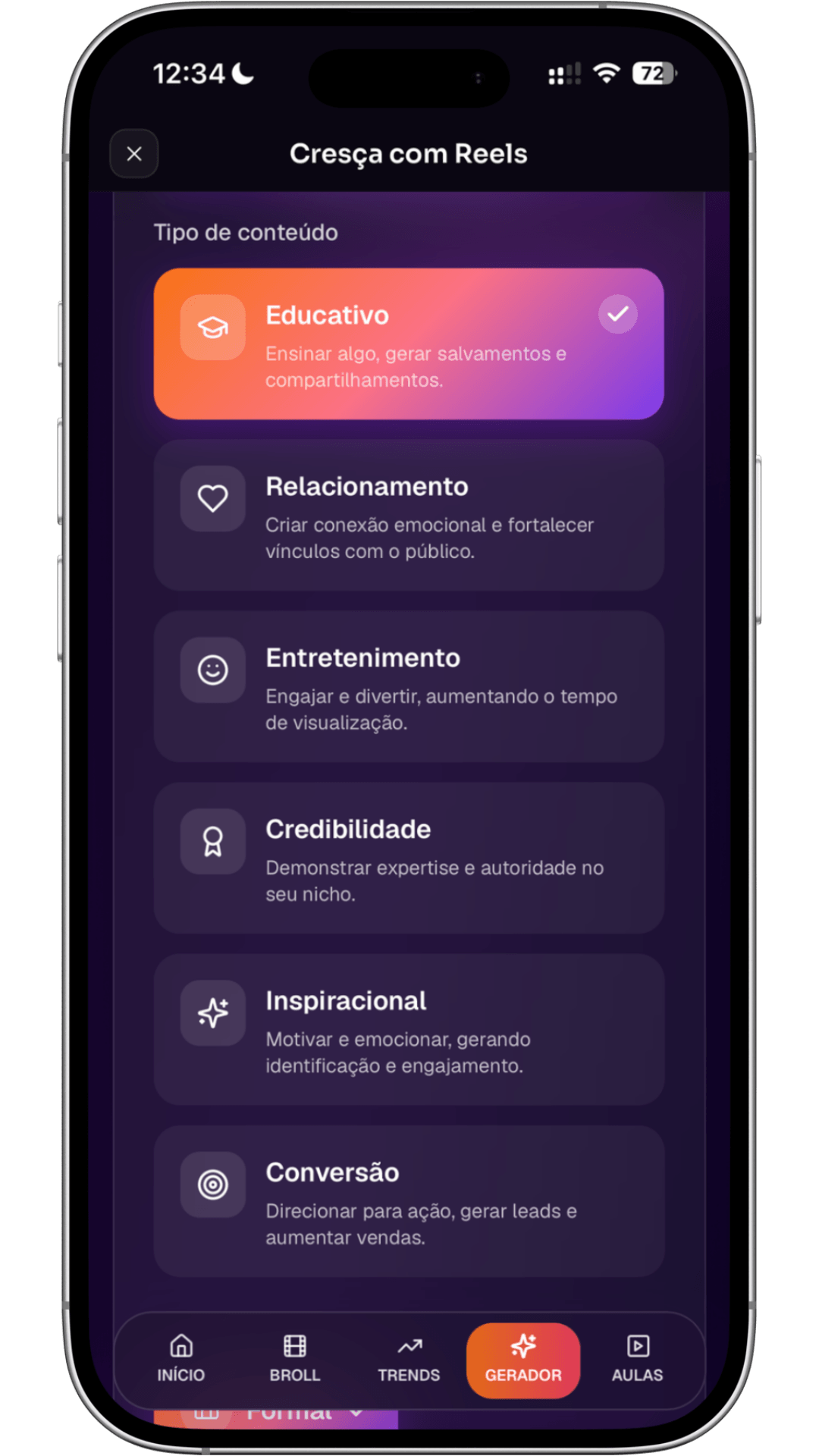 Tela do gerador de conteúdo com seleção de formato, tipo de conteúdo e tom de voz