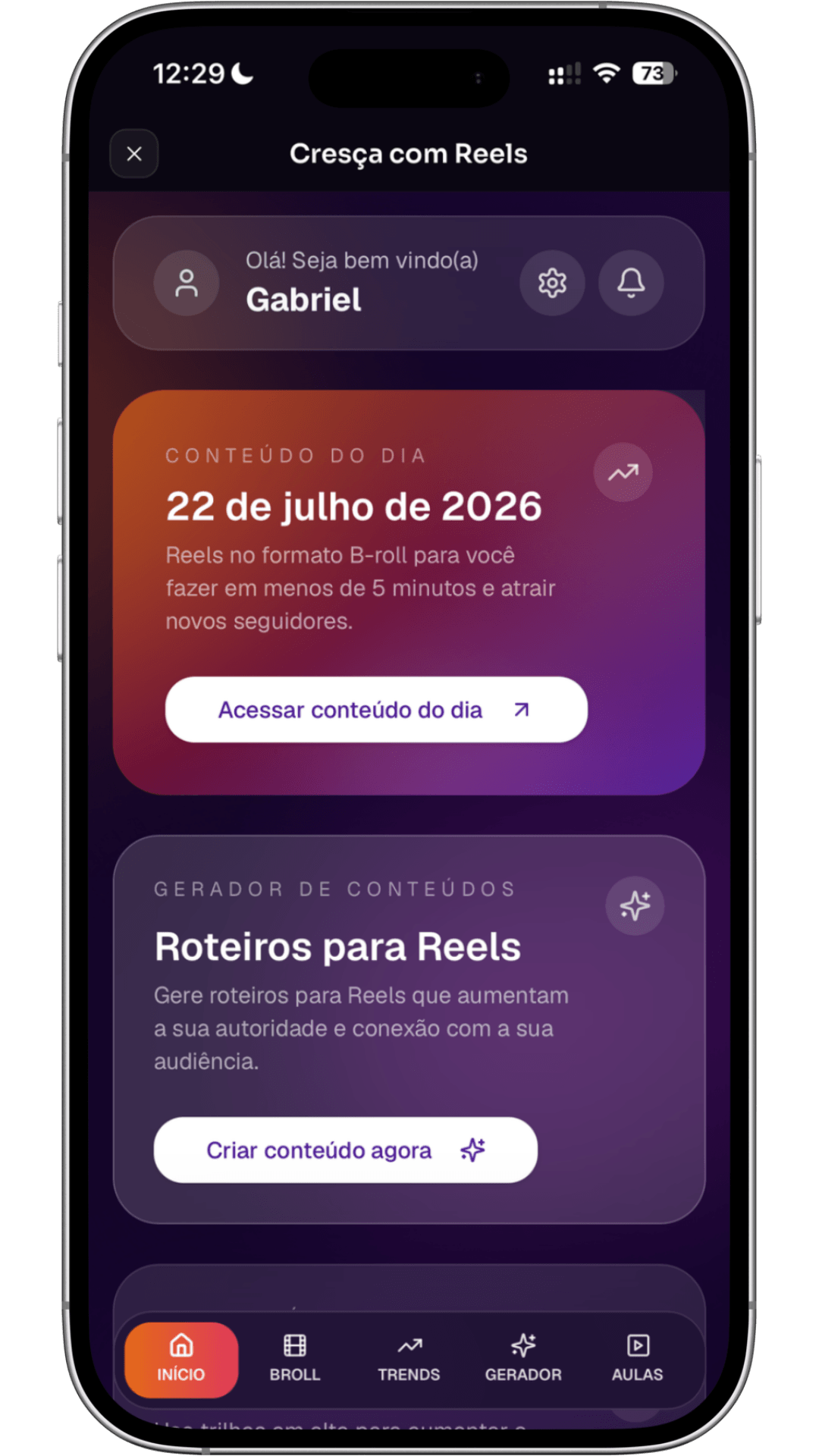 Tela inicial da plataforma com conteúdo do dia, gerador de roteiros e ranking de músicas em alta
